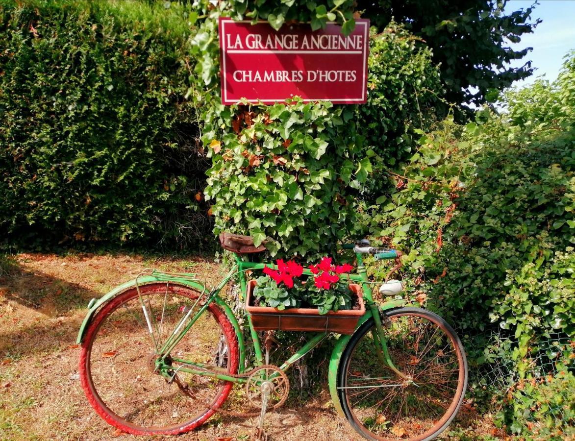 La Grange Ancienne Bed & Breakfast Montrollet Eksteriør bilde